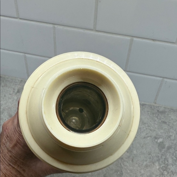 Vintage Tim Horton’s Thermos Limited Edition. - Picture 3 of 9